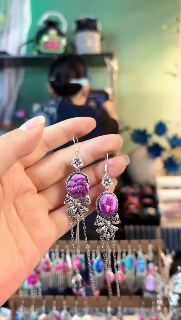 织绣彩云南阁非遗老绣621