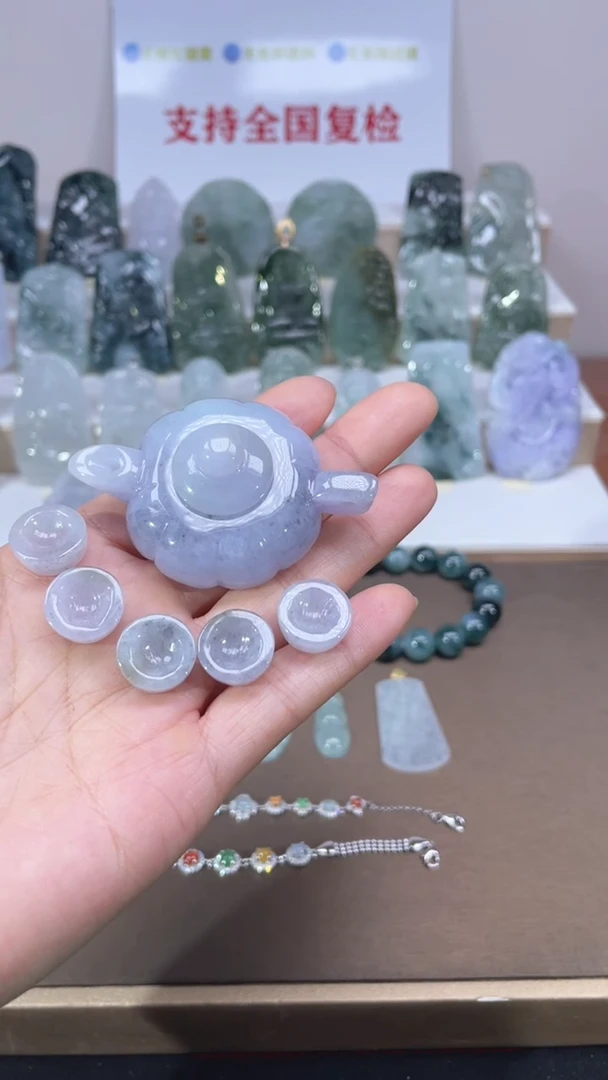 颈饰未镶嵌翡翠凡*把把胡