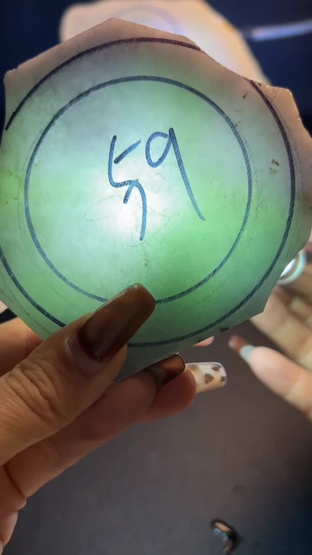 未镶嵌手镯定制翡翠开**乐翡翠