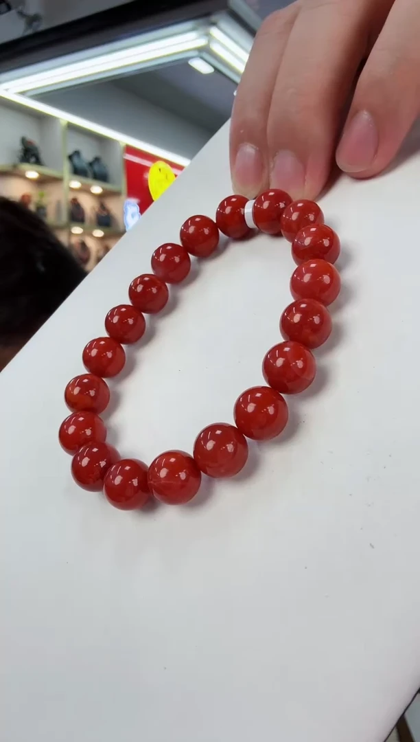 未镶嵌瓦西手串10*南红玛瑙一个/条