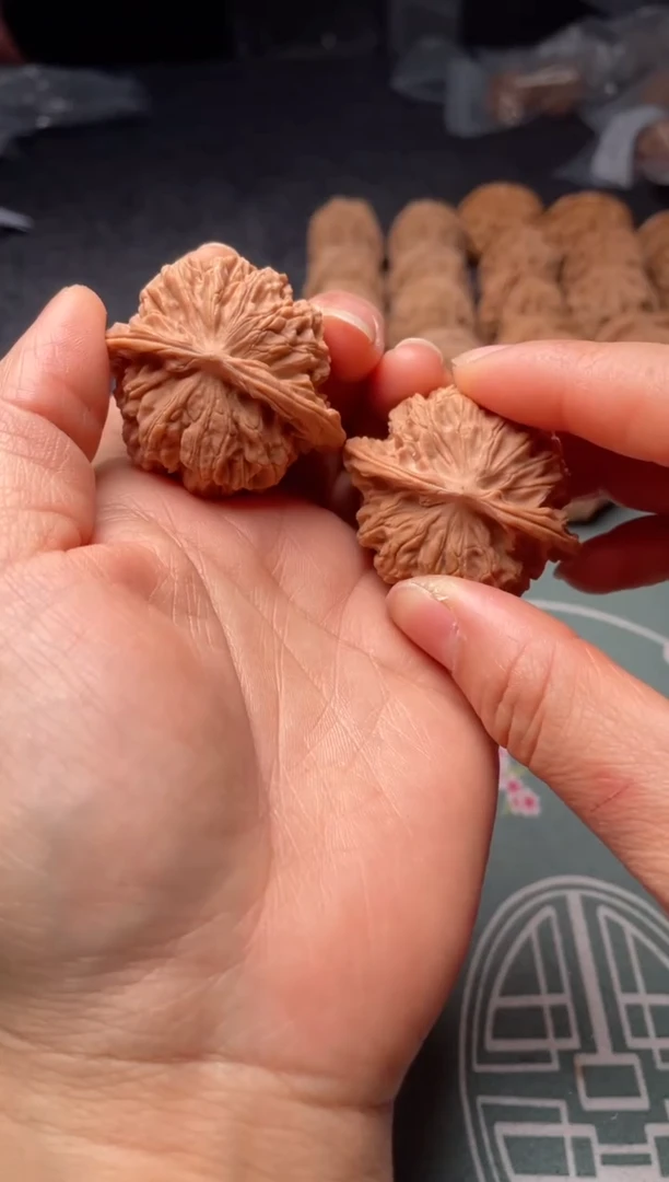 把件文玩核桃w75  盘龙纹 42尺