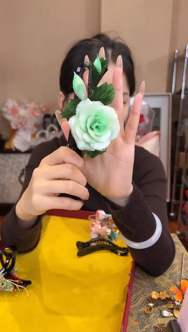 刺绣非遗绒花（发饰）