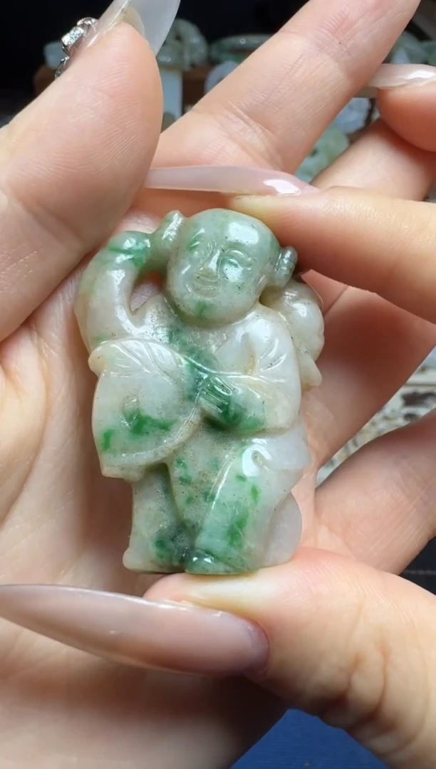 颈饰未镶嵌翡翠1