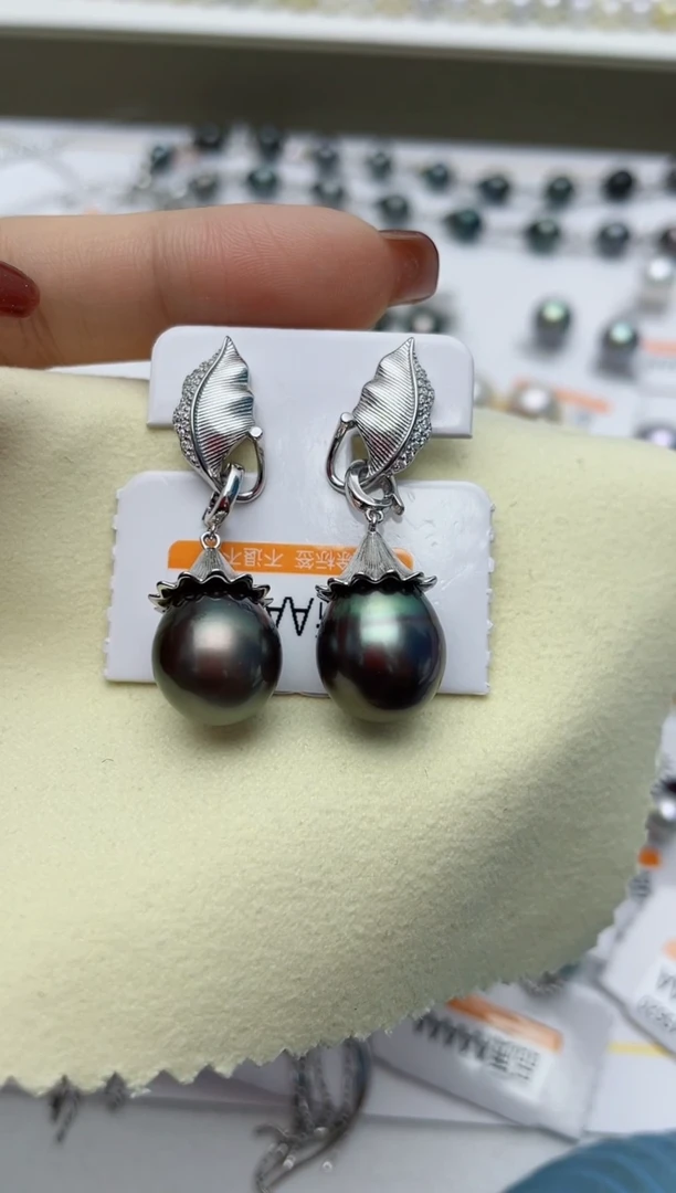 【闪购商品】海水珍珠耳饰银S925镶嵌W54