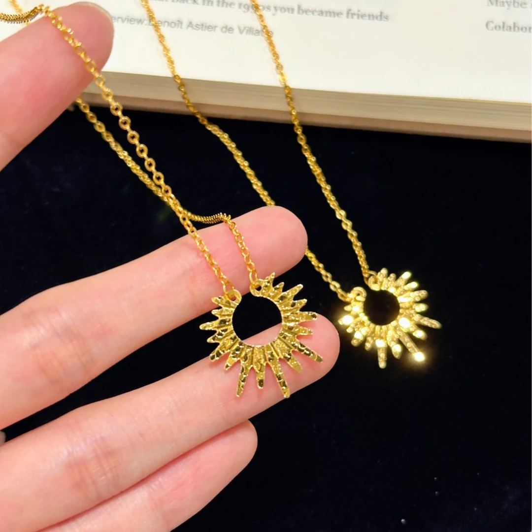 铜合金项链 碎碎冰太阳项链5G硬金锤纹碎碎冰气质时尚轻奢锁骨链