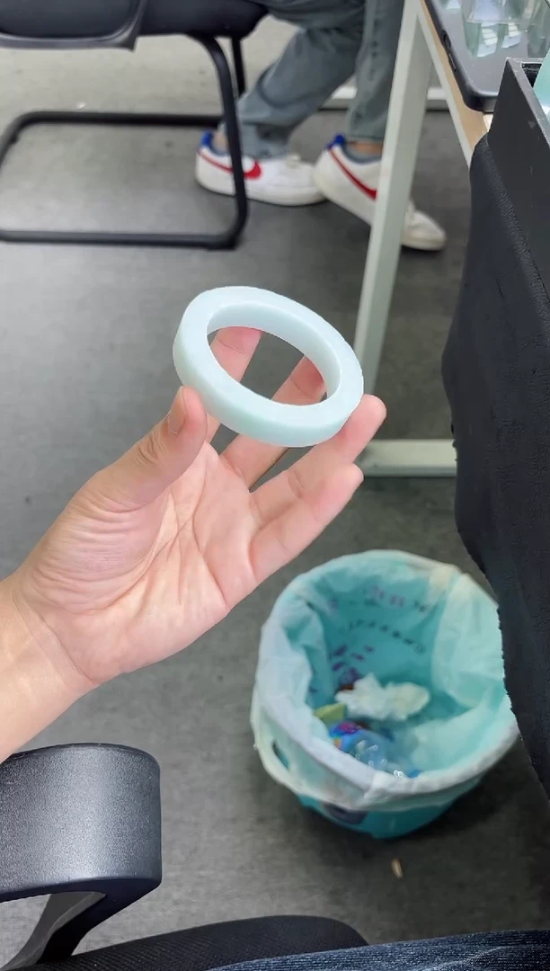 未镶嵌手镯定制翡翠简*手镯