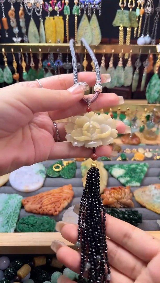 未镶嵌定制翡翠翡翠