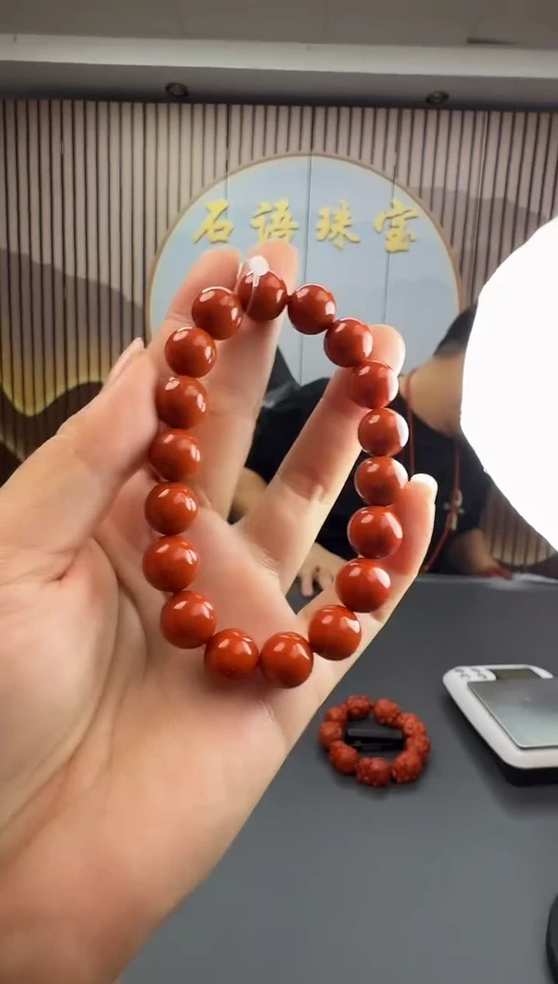 未镶嵌手串南红玛瑙017ZB0914产品一个