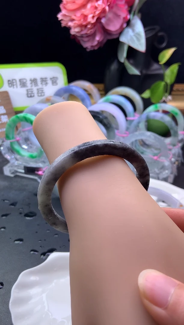 未镶嵌手镯定制翡翠60-64「定制不退不换」