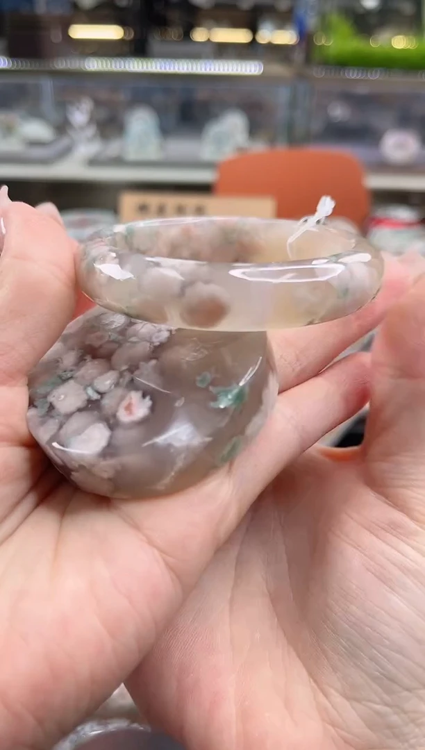 未镶嵌手镯石英质玉尘*丷圈口（赠品镯心）