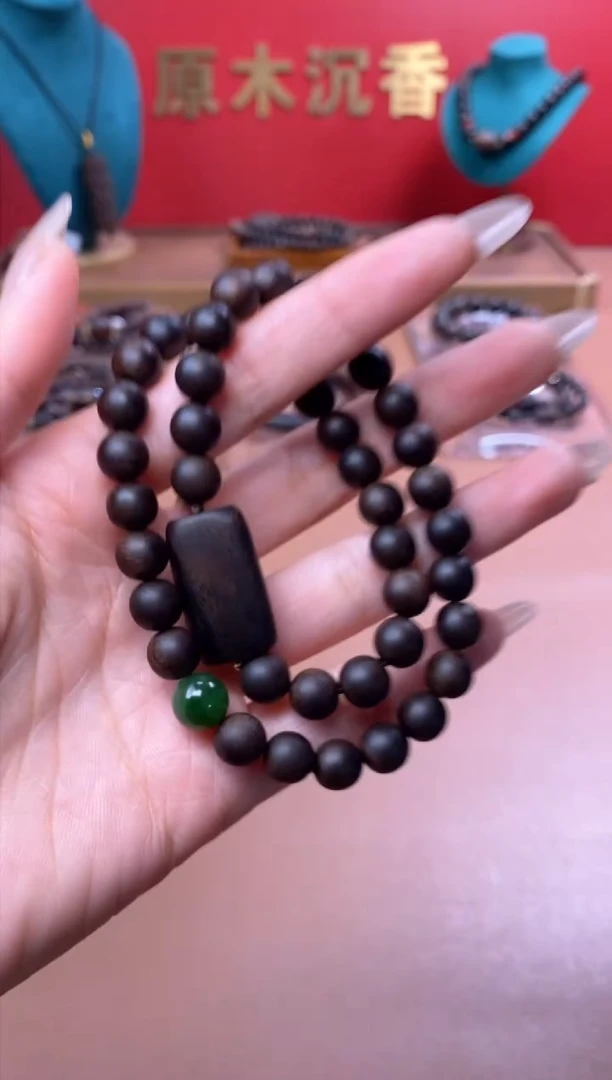 【闪购商品】沉香手串Y沉水芽庄白棋08两圈+雷击顶珠沉香木雕