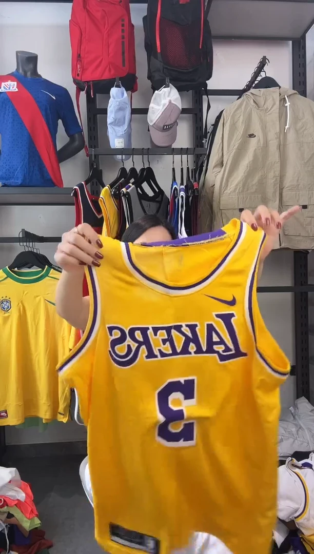 726·编码 耐克卫衣服饰过款为准 尺码·M