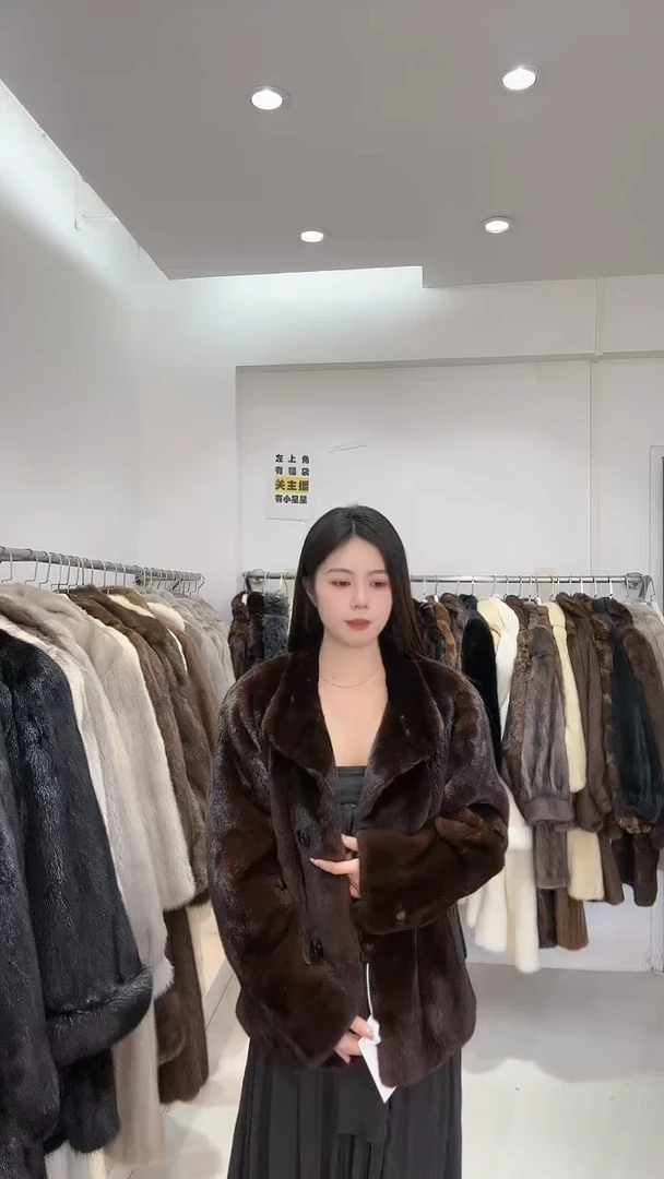 宝嘉美 小橙子进口中古皮草