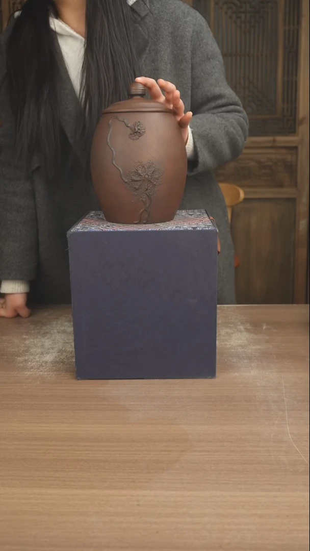 罐云南建水紫陶茶缸米缸