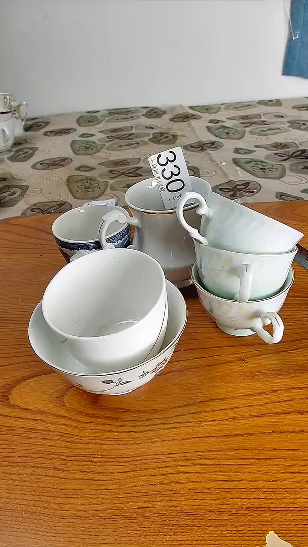 瓷片马*依小淼海外陶瓷工艺品