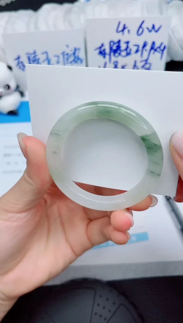 石英质玉手镯未镶嵌177-51