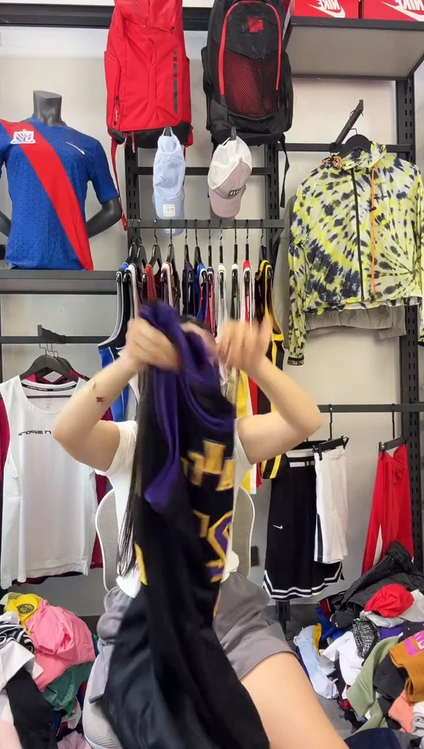 733编码 耐克卫衣服饰过款为准 尺码L