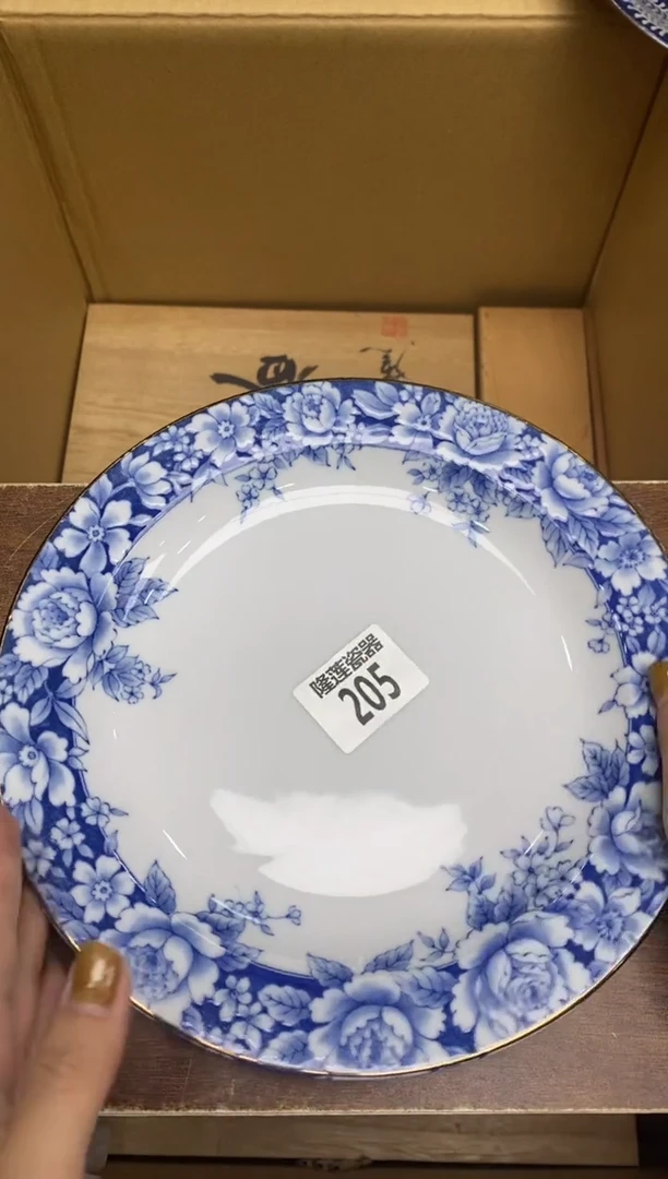 瓷片陶*隆莲瓷器欢迎大家