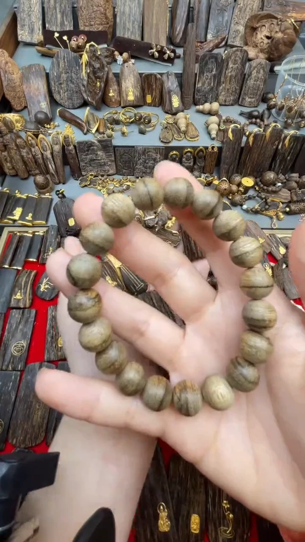 沉香吊坠沉香吊坠46