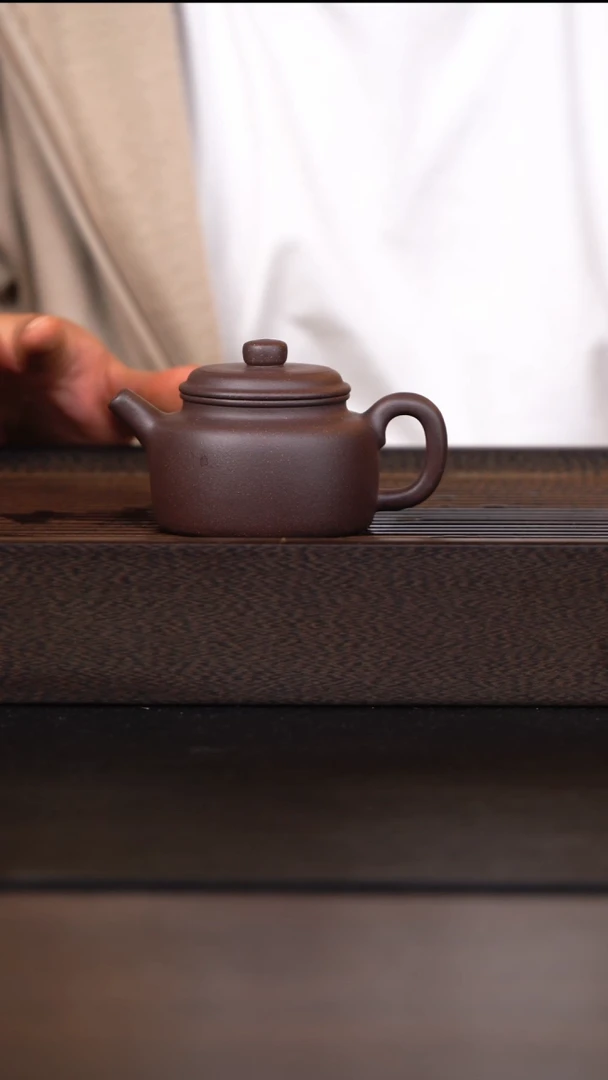 茶壶紫砂底槽青德钟