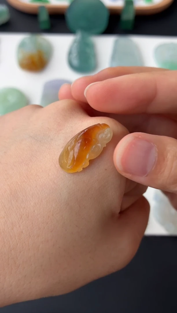 未镶嵌定制翡翠翡翠