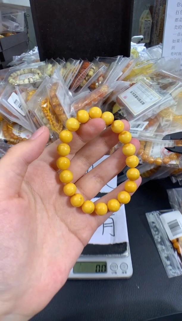 琥珀未镶嵌珠宝奇石1