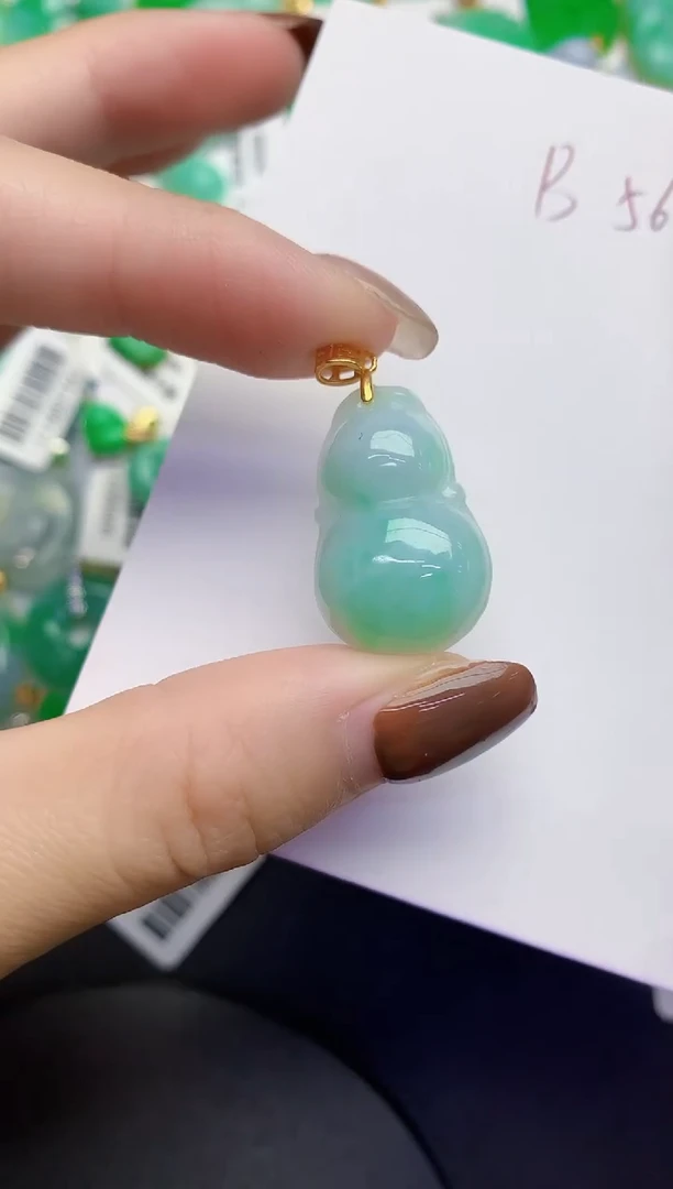 颈饰未镶嵌翡翠缅甸天然翡翠A货