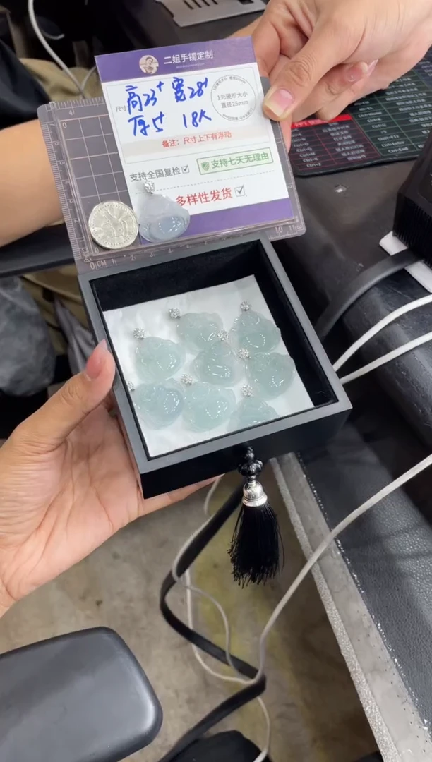 18K金镶嵌挂件翡翠高货佛公FL16多样性发其一CP配链