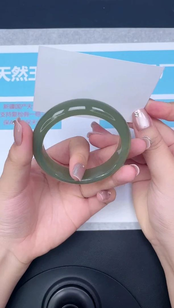 未镶嵌手镯石英质玉19-5455