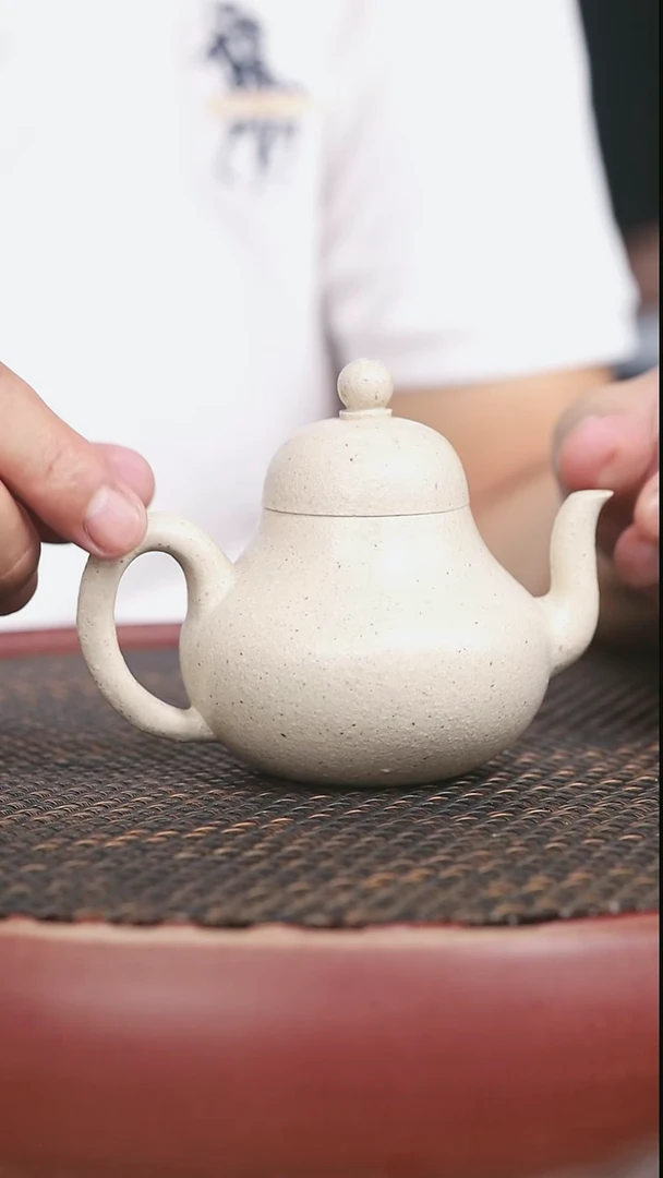 茶壶紫砂2号白玉段君德微瑕200CC
