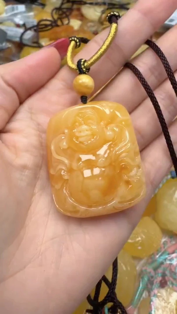 裸石琥珀未镶嵌如图