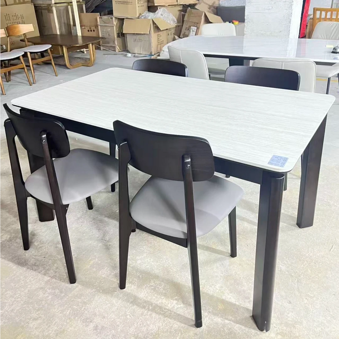 PYQX_CZ001餐桌，一桌四椅（现场样品，99新，不包售后，介意勿拍）