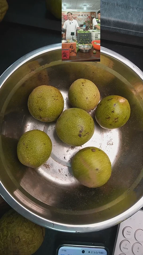 文玩核桃把件青皮盘6个（售出不退不换）