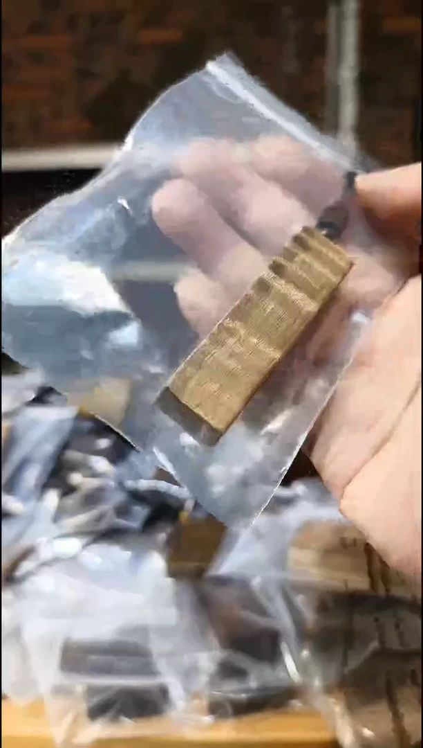 金丝楠无事牌手把件