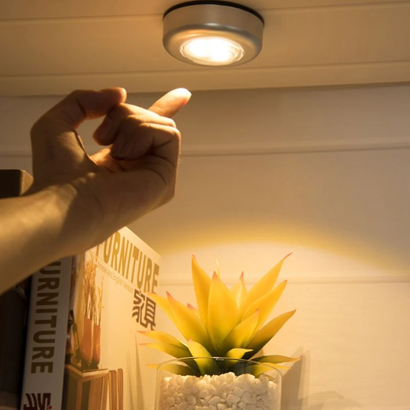 学生宿舍装饰灯触摸吸顶拍拍灯车载LED小夜灯应急喂奶起夜按压灯