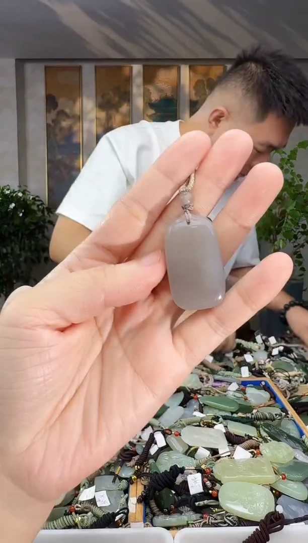 未镶嵌和田玉挂件拍一发一