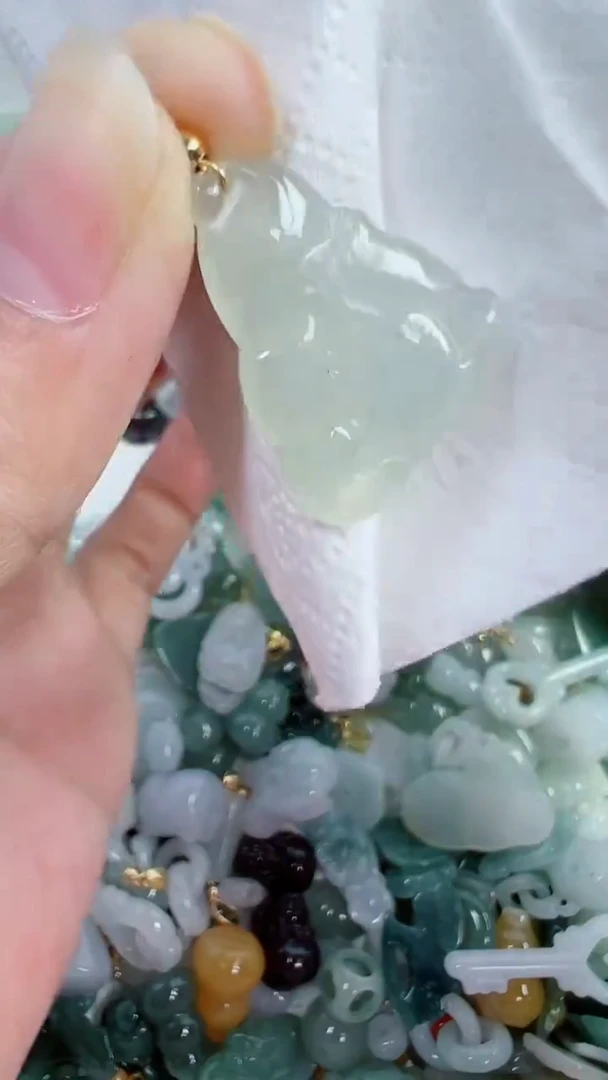 散珠翡翠283号链接，A货翡翠