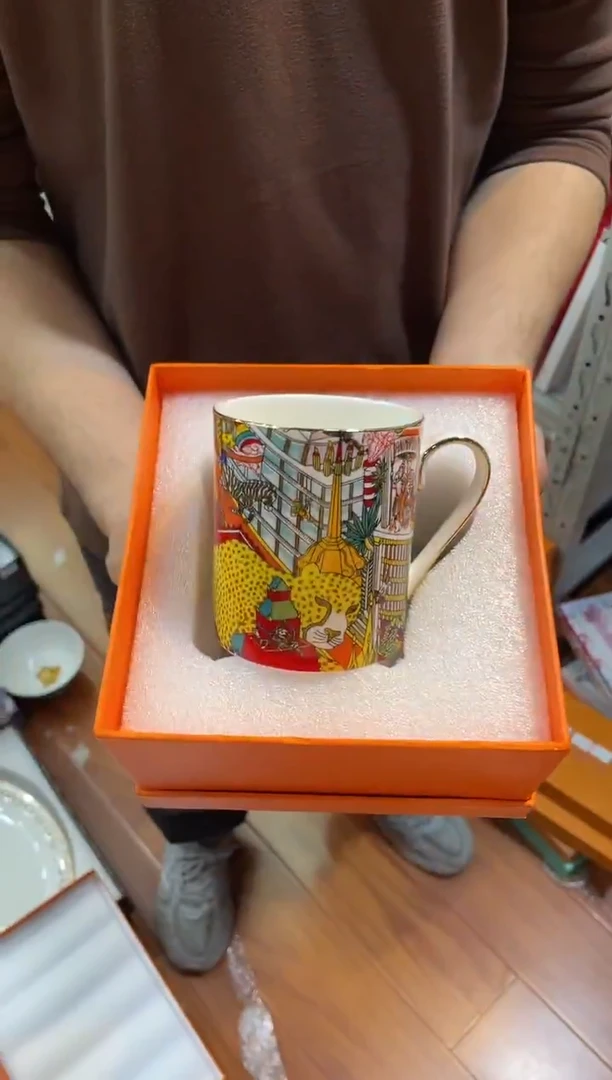 杯鸿辉家品牌瓷器，京东包邮！