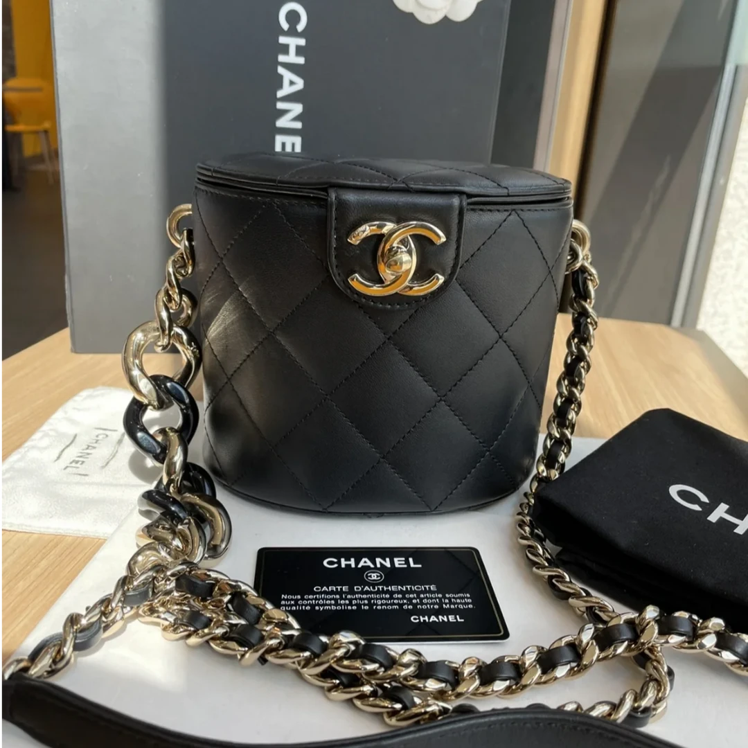 99新 Chanel/香奈儿 【杨贵妃专属】黑金小号圆筒限定款盒子包