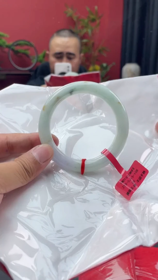 未镶嵌手镯翡翠12