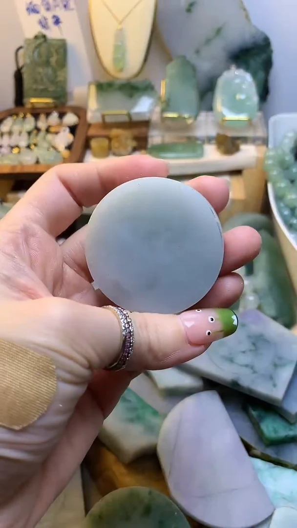 未镶嵌挂件翡翠缅甸A货翡翠,没有运费险,有纹有裂