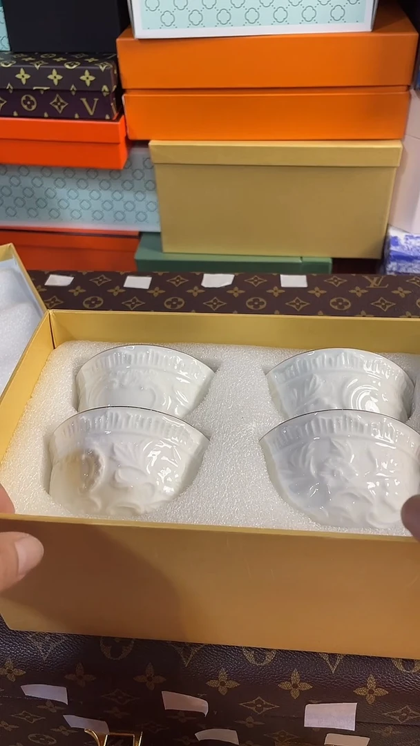 杯鸿辉家品牌瓷器，京东包邮！