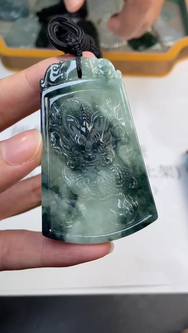 未镶嵌挂件翡翠370973     多人