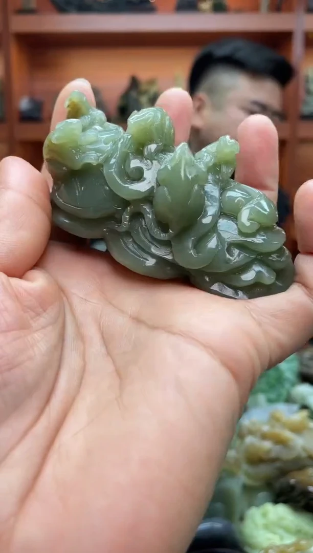 未镶嵌和田玉把件1