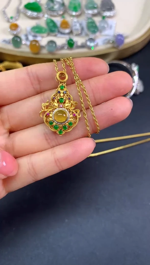 套链18K金镶嵌翡翠套链|12800