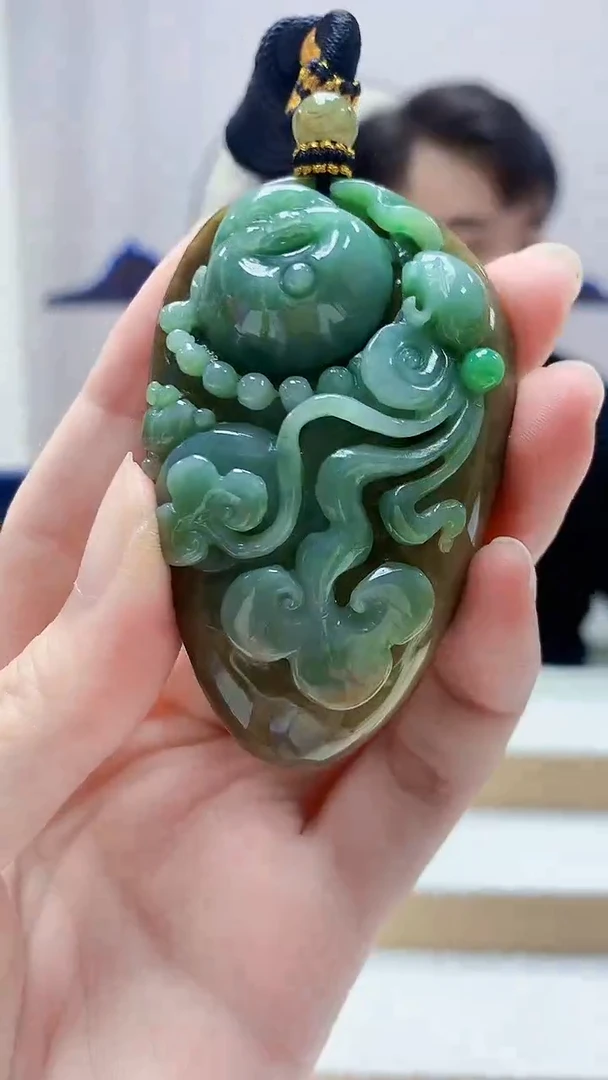 未镶嵌定制翡翠5060zm-毛货挂件佛公28