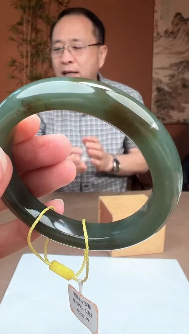 和田玉手镯未镶嵌多样性发货拍一发一09113