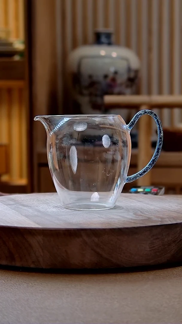 【闪购商品】蓝黑亮片把手公道杯.。。.。