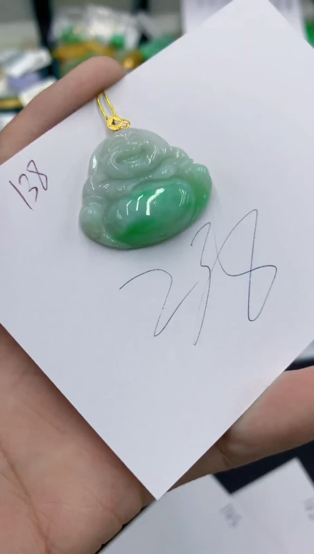 颈饰18K金镶嵌翡翠1111111111111