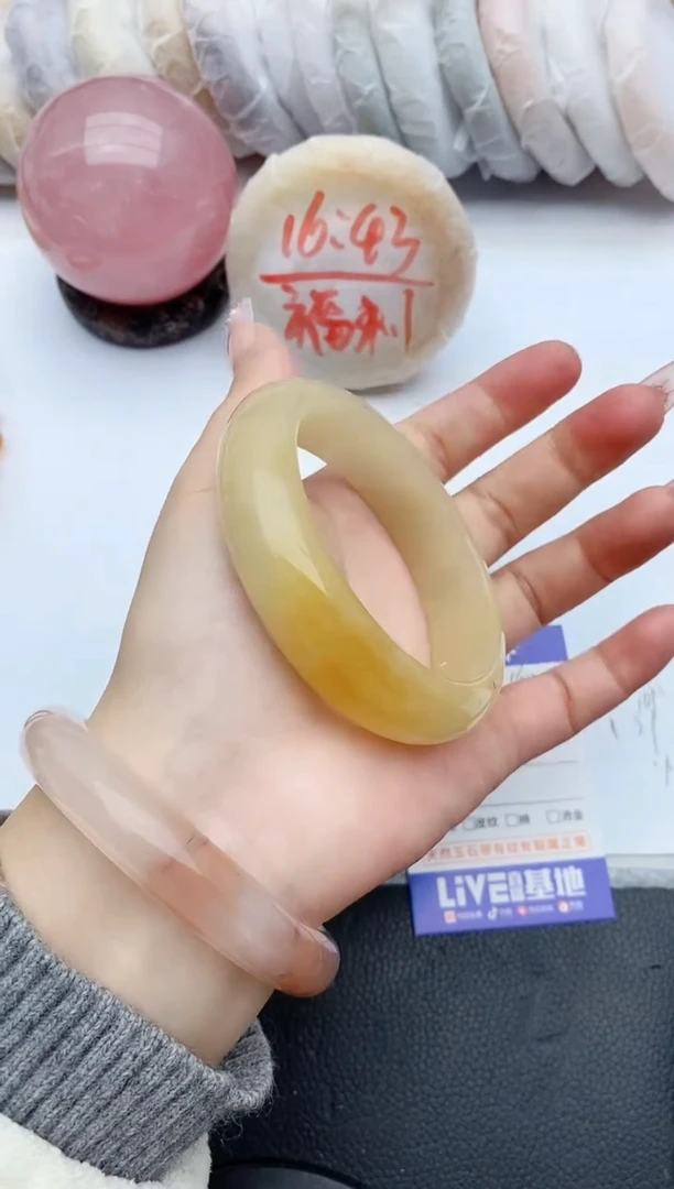 【闪购商品】石英质玉手镯未镶嵌160+59/60